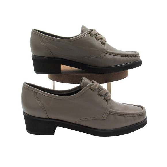 Walking Lady by Trotters Womens 6M Taupe Block Heeled Loafers Leather Casual - Picture 1 of 16